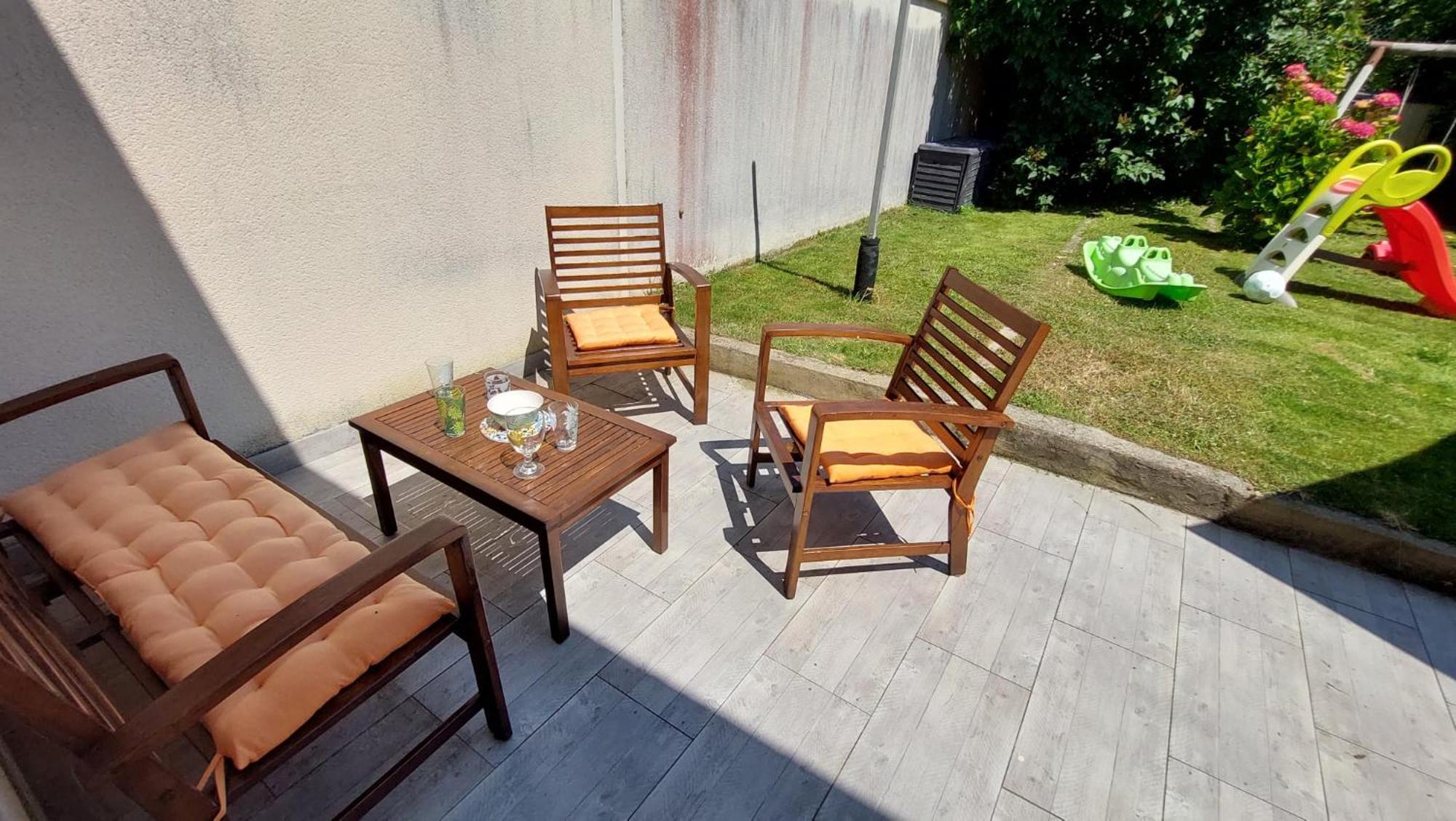 Le So Wild: Normandy Beach Retreat with Garden and Tennis Vierville-sur-Mer Exterior photo